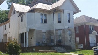 37 E Chandler Ave in Evansville, IN - Building Photo