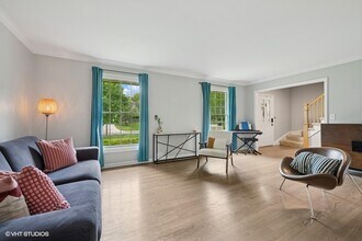 1208 Parliament Ct in Libertyville, IL - Building Photo - Building Photo