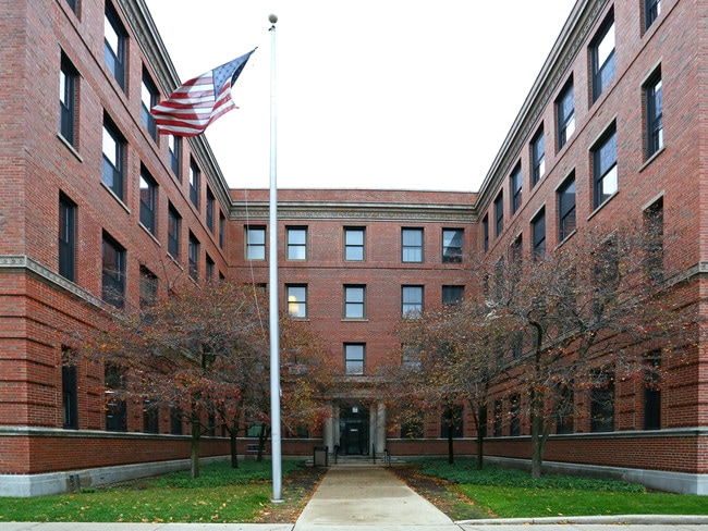 4801 North Ravenswood in Chicago, IL - Foto de edificio - Building Photo