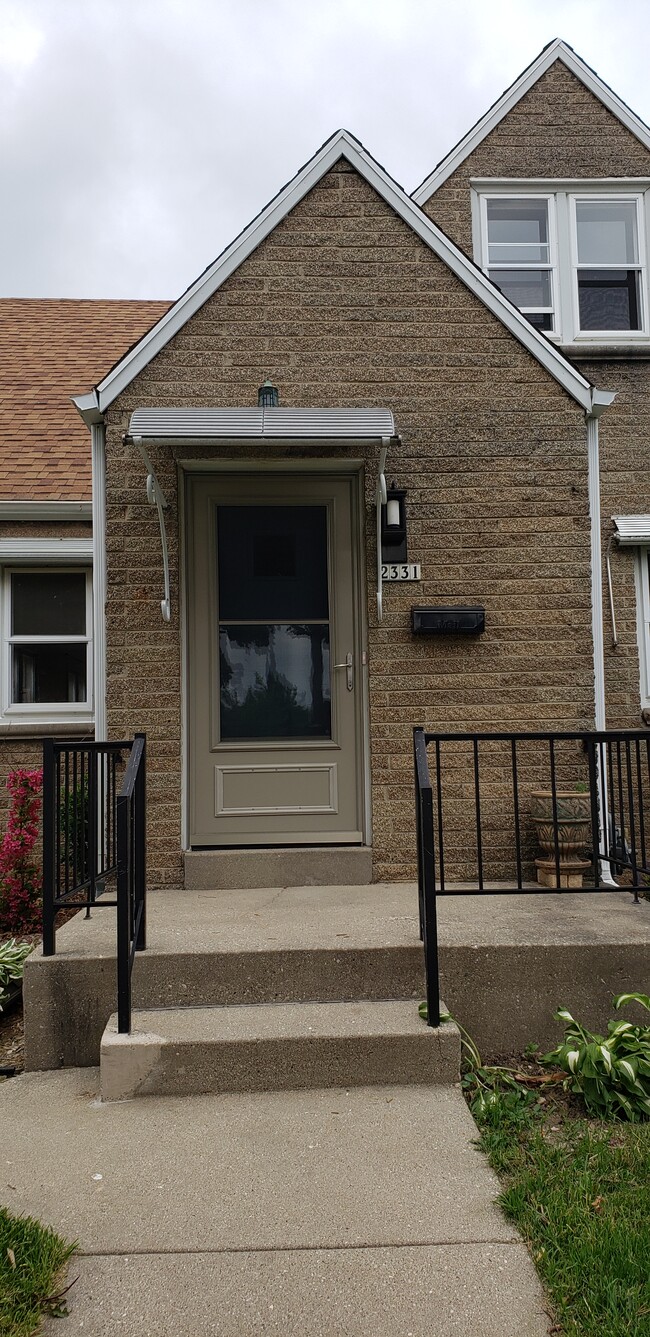 2331 S 59th St in West Allis, WI - Building Photo - Building Photo