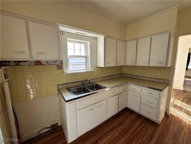 160 Roslyn Dr in Youngstown, OH - Building Photo - Building Photo