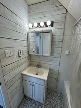 318 S State St, Unit 3 in Springfield, IL - Building Photo - Building Photo