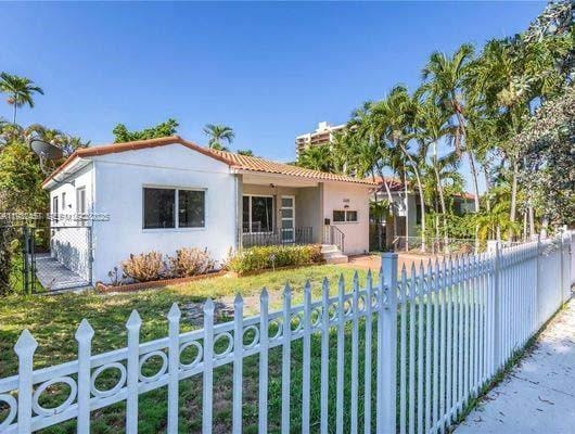 property at 2520 SW 22nd Terrace