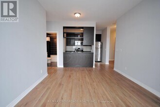 70 Town Centre Court in Toronto, ON - Building Photo - Building Photo