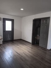 1901 Birch St in Elgin, OR - Building Photo - Building Photo