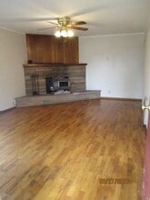 237 N Comstock Ave in Sutherlin, OR - Building Photo - Building Photo