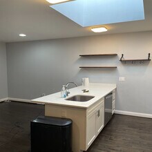 1721 Trinidad Ave NE, Unit 4 in Washington, DC - Foto de edificio - Building Photo