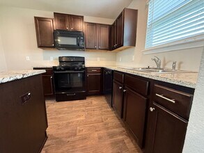 6439 Handel Ldg in San Antonio, TX - Building Photo - Building Photo
