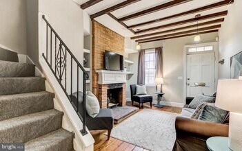 825 S Charles St in Baltimore, MD - Building Photo - Building Photo