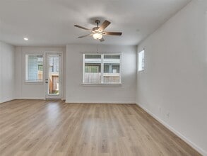 4113 Fig Grv St in Houston, TX - Building Photo - Building Photo