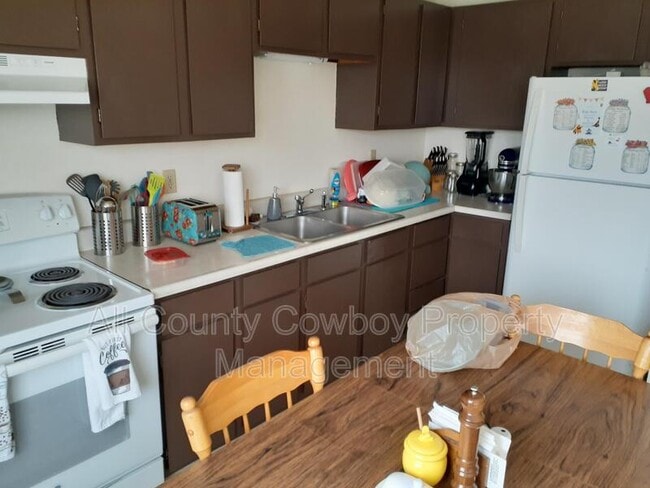 property at 527 Spring Creek Dr