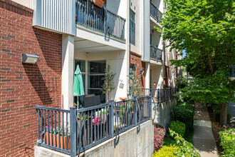 Talley Street Lofts in Decatur, GA - Foto de edificio - Building Photo