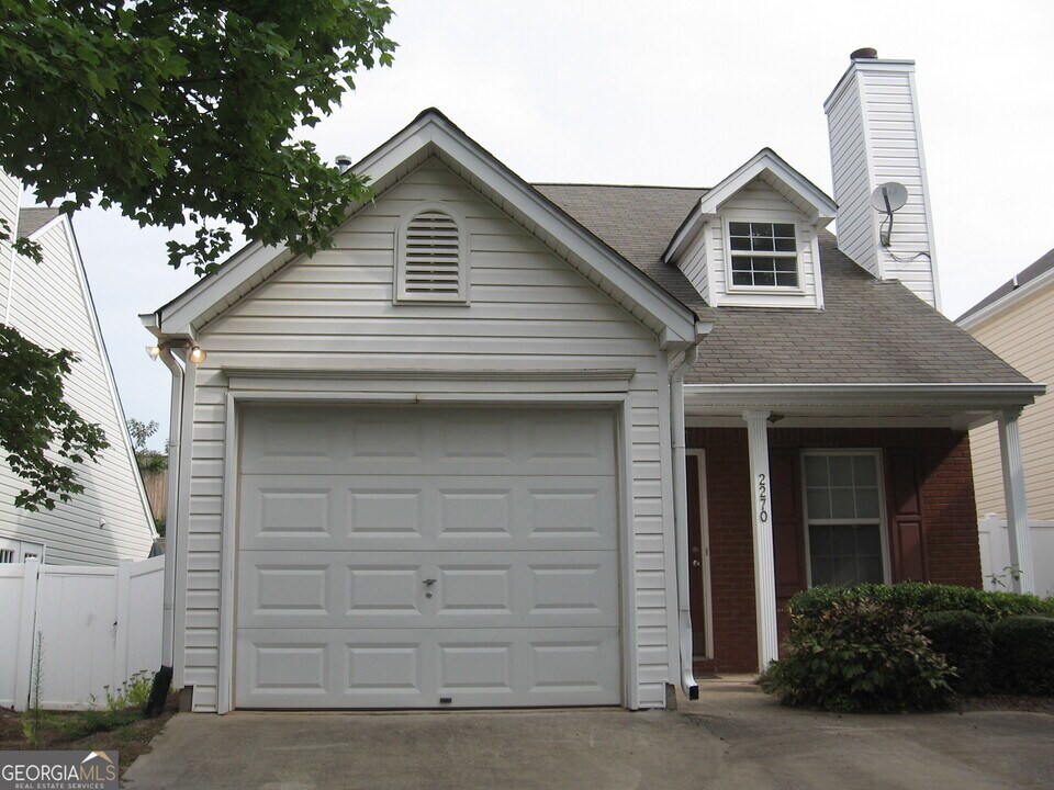 2270 Lexington Ln in Cumming, GA - Building Photo