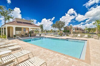 7170 Golden Eagle Ct in Ft. Myers, FL - Building Photo - Building Photo