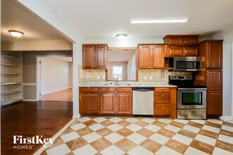 5302 Broadmoor Pl in Greensboro, NC - Building Photo - Building Photo