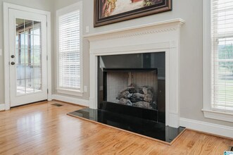 545 Legacy Dr in Springville, AL - Foto de edificio - Building Photo