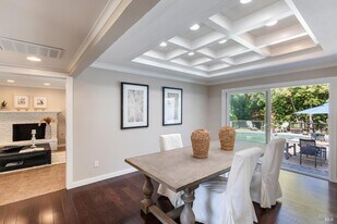 213 Kaanapali Dr in Napa, CA - Building Photo