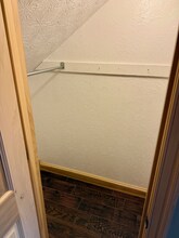 1616 Spring Valley Dr in Huntington, WV - Building Photo - Building Photo