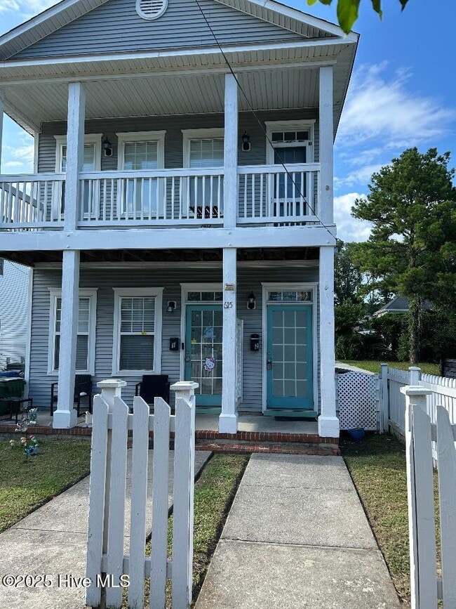 property at 615 Campbell St