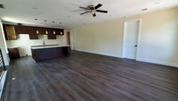 510 S Mesquite St in Arlington, TX - Building Photo - Building Photo