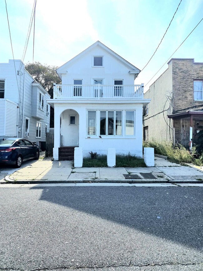 property at 346 N Delaware Ave