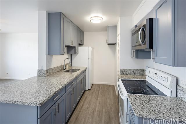 property at 633 Nalanui St