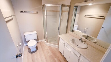 Villa Christina in Abbotsford, BC - Building Photo - Building Photo