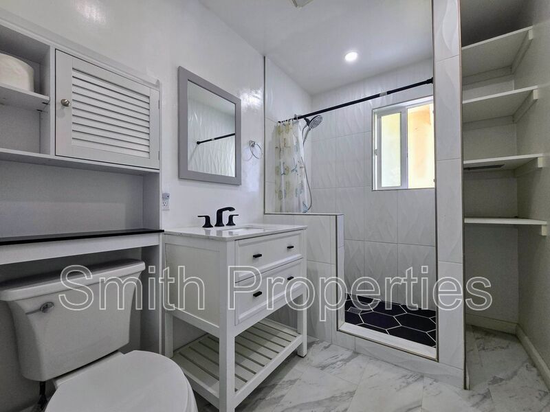 4550 166th St in Lawndale, CA - Building Photo