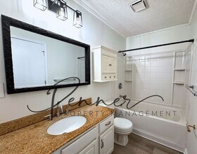 101 SW Chicago St in Blue Springs, MO - Building Photo - Building Photo