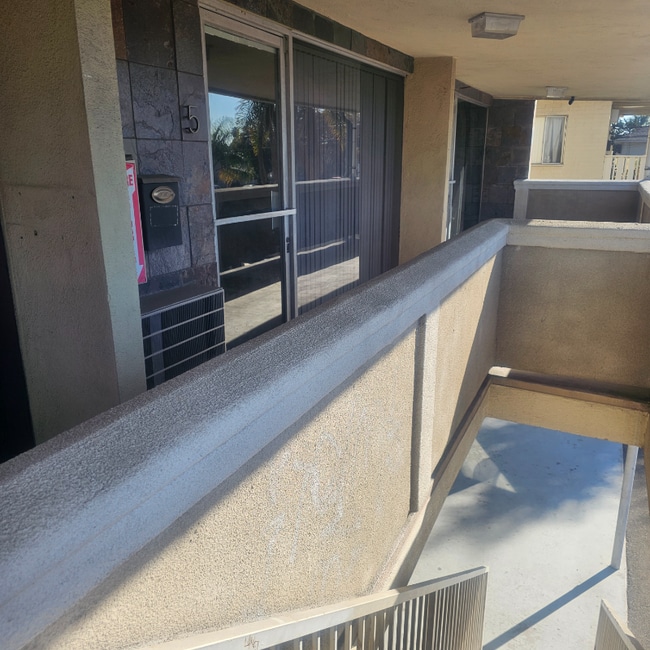 918 W Lincoln Ave in Anaheim, CA - Building Photo - Building Photo