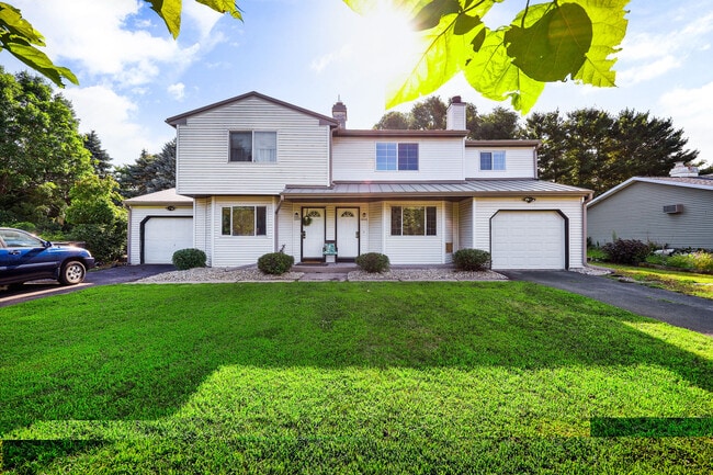 property at 3005 Patty Ln