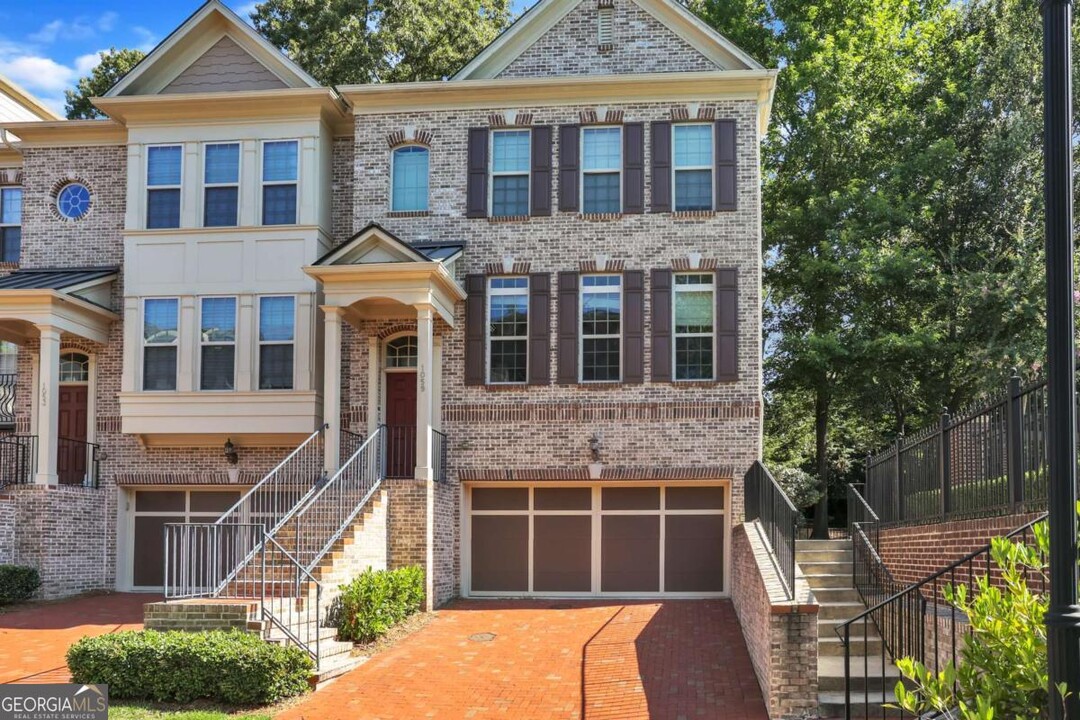 1059 E Paces Ct in Atlanta, GA - Building Photo