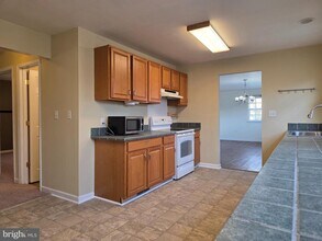 28 Briar Ln in Dover, DE - Building Photo - Building Photo