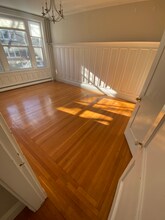 17 Gibbs St, Unit 1 in Brookline, MA - Foto de edificio - Building Photo