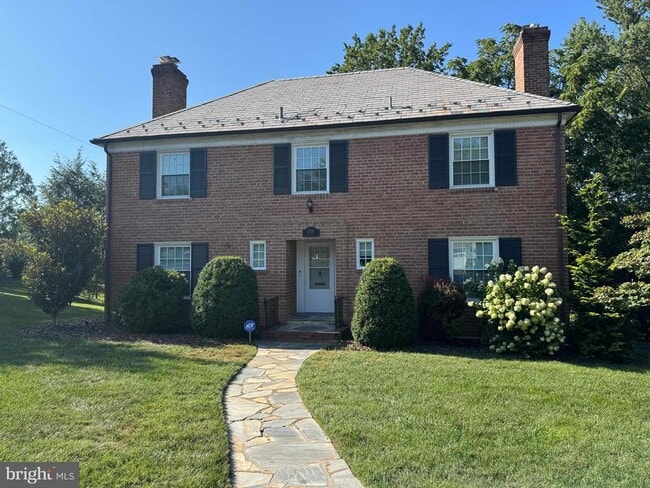 property at 4755 34th St N