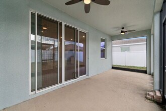7139 Steer Blade Dr in Zephyrhills, FL - Building Photo - Building Photo