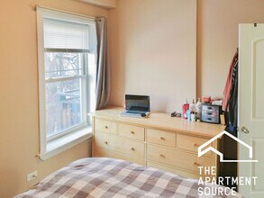 3818 N Sheffield Ave, Unit 3W in Chicago, IL - Building Photo - Building Photo