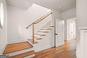 689 Fraser St SE in Atlanta, GA - Building Photo - Building Photo