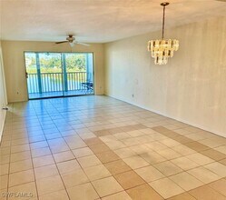 9580 Victoria Ln in Naples, FL - Building Photo - Building Photo