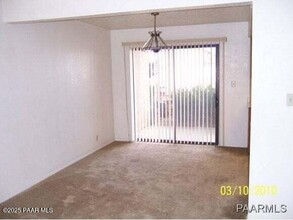 8872 E Yavapai Rd in Prescott Valley, AZ - Building Photo - Building Photo