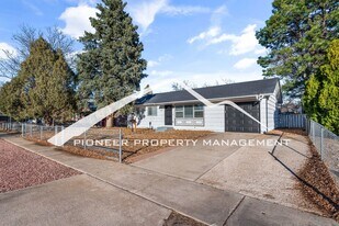 1727 Querida Dr in Colorado Springs, CO - Building Photo