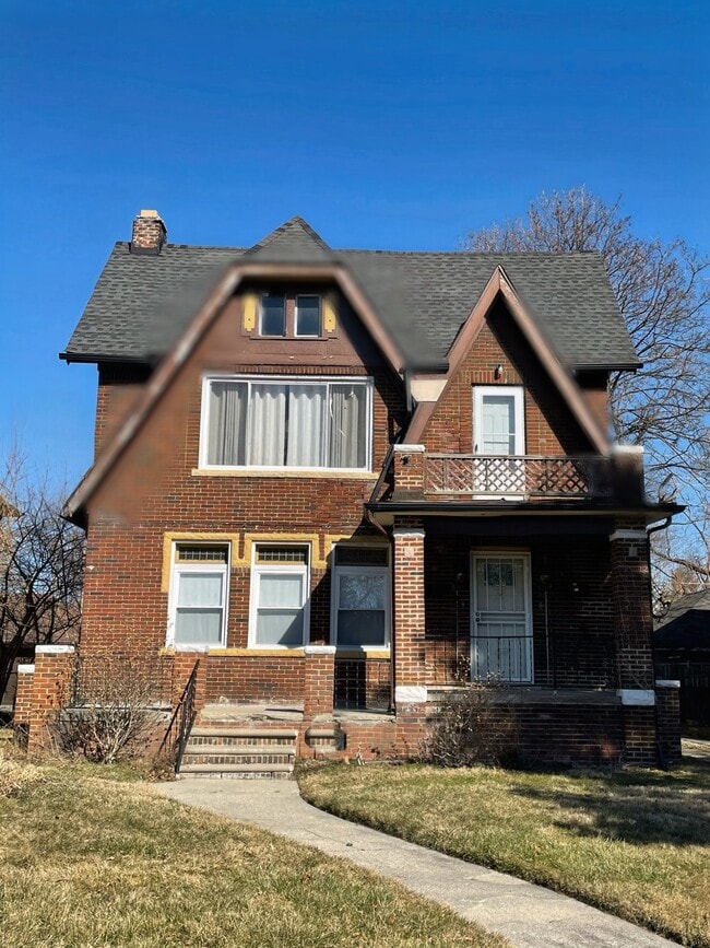 property at 864 Alter Rd