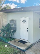 3304 Edgewood Ave in Ft. Myers, FL - Building Photo - Building Photo