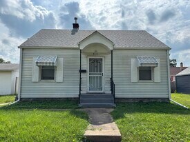 814 S Elsie Ave in Davenport, IA - Building Photo