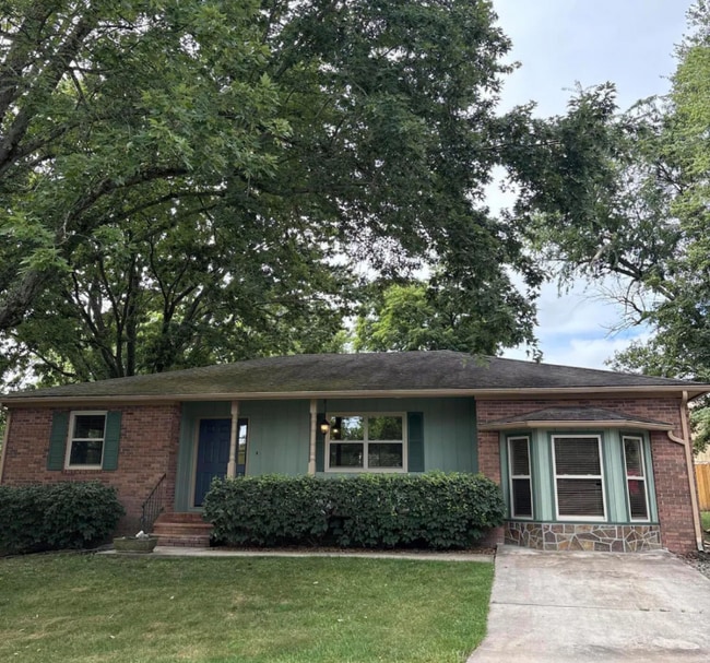 property at 165 Oak Rd