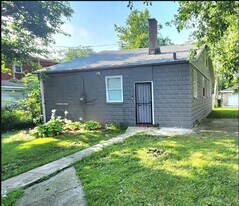 544 W 117th St in Chicago, IL - Building Photo