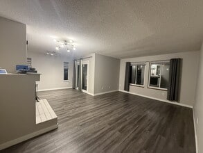 2217 Hillside Ave in Coquitlam, BC - Building Photo - Building Photo