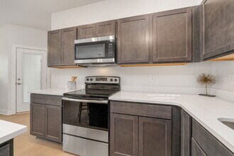 2054 N Reece Ct in Wichita, KS - Building Photo - Building Photo