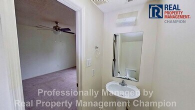 331 Bracken Pl in Jacksonville, NC - Building Photo - Building Photo