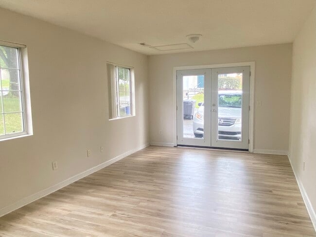 2461 Stratford Crossing Dr in Winston-Salem, NC - Building Photo - Building Photo